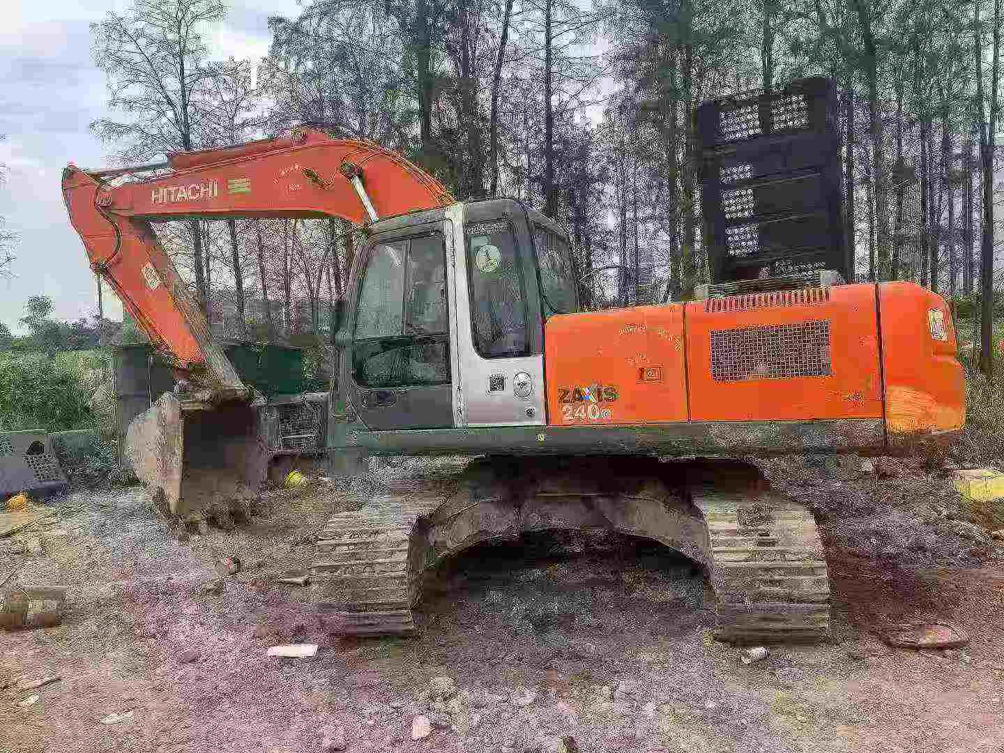 Buy Hitachi ZX240-3G Used Excavator / 8