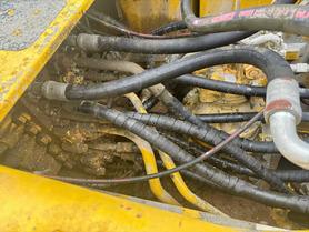 Buy Komatsu PC220-8 Used Excavator / 5 Buy Komatsu PC220-8 Used Excavator / 5