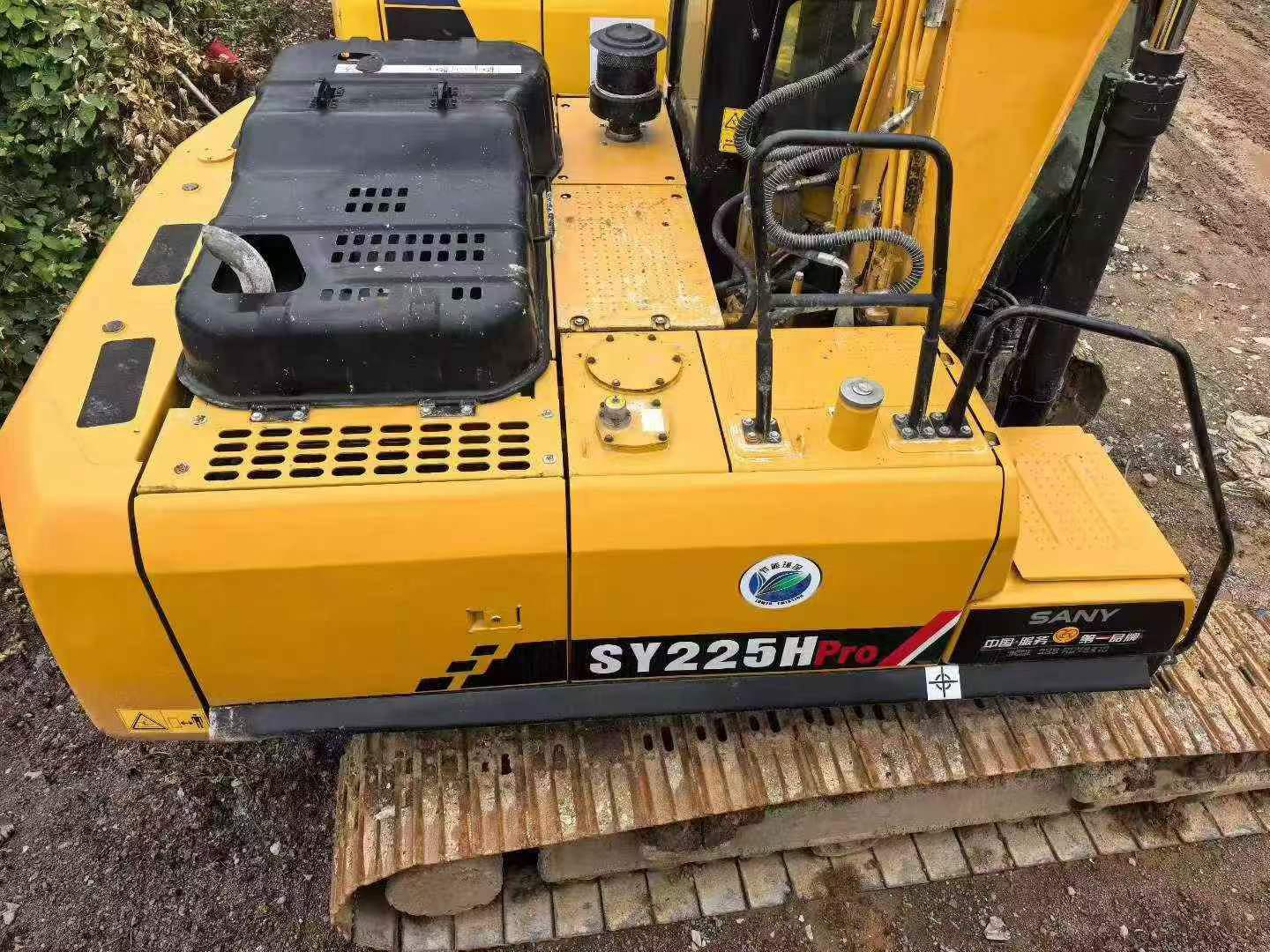 Buy Sany SY225C Used Excavator / 4
