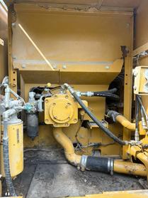 Buy Caterpillar 323 Used Excavator / 6 Buy Caterpillar 323 Used Excavator / 6