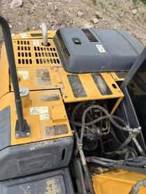 Buy XCMG XE135B Used Excavator / 4 Buy XCMG XE135B Used Excavator / 4