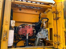 Buy Sany SY135 Used Excavator / 4 Buy Sany SY135 Used Excavator / 4