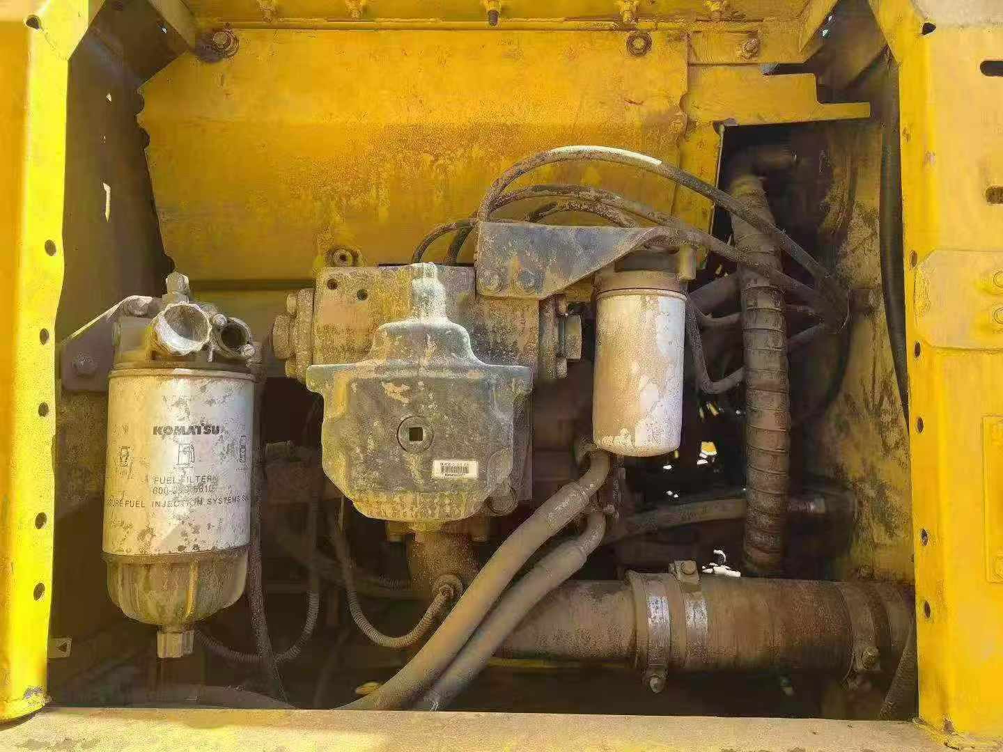Buy Komatsu PC210 Used Excavator / 9