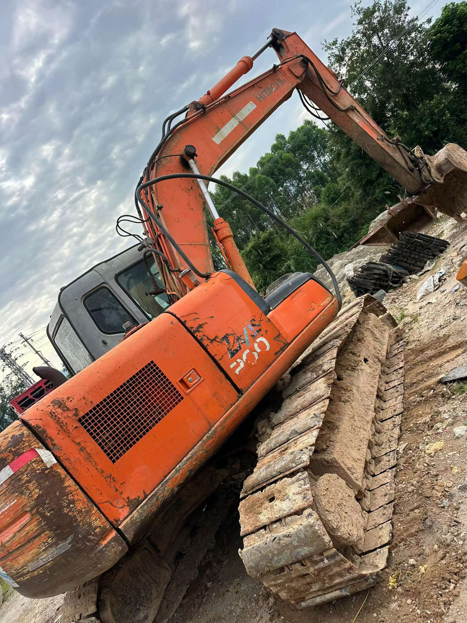 Buy Hitachi EX120-6 Used Excavator / 7