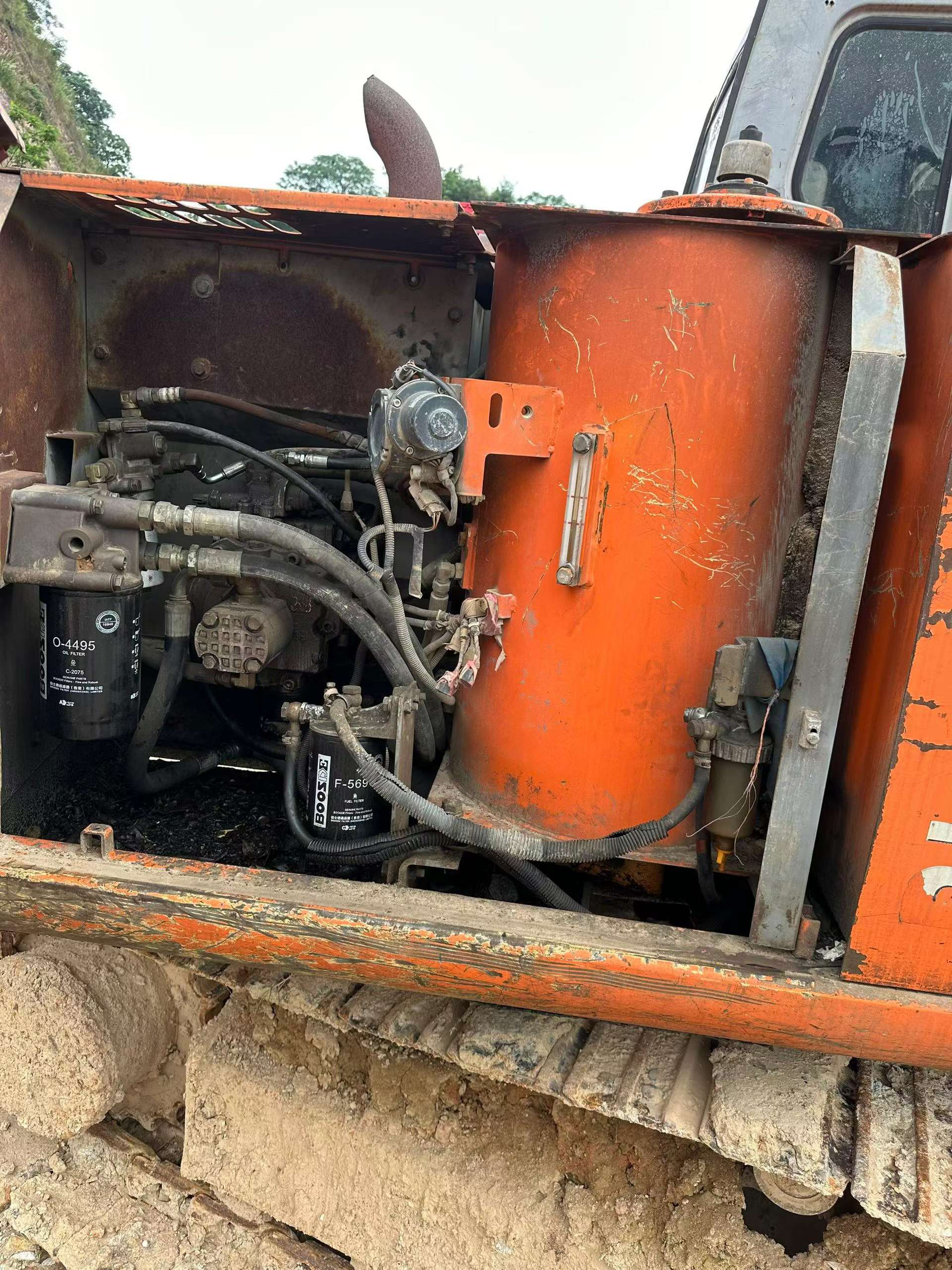 Buy Hitachi EX120-6 Used Excavator / 2