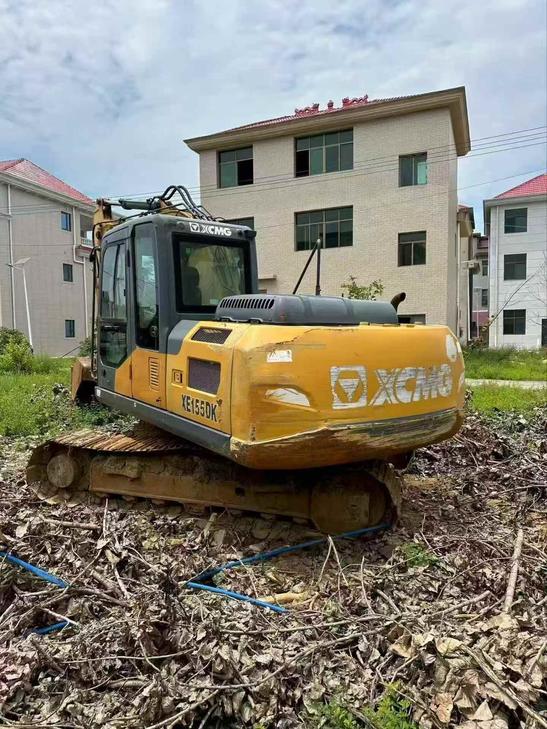Buy XCMG XE135B Used Excavator / 1