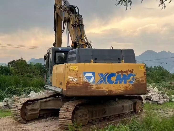 Buy XCMG XE470 Used Excavator / 1