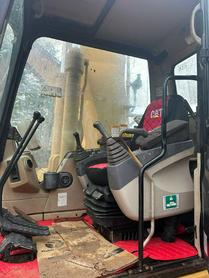 Buy Caterpillar 320C Used Excavator / 2 Buy Caterpillar 320C Used Excavator / 2