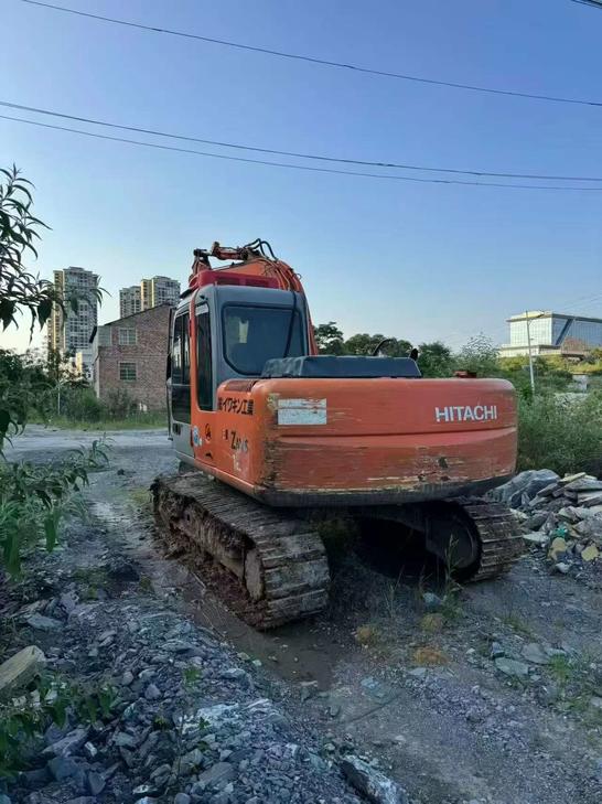 Buy Hitachi EX120-6 Used Excavator / 1