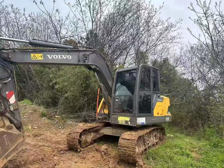 Buy Volvo EC75D Used Excavator / 1