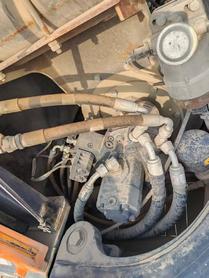 Buy Doosan DH60 Used Excavator / 7 Buy Doosan DH60 Used Excavator / 7