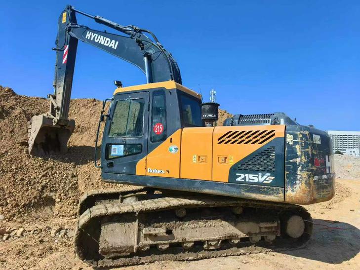 Buy Hyundai R215-7 Used Excavator / 1