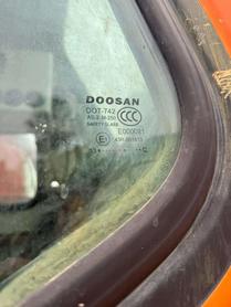 Buy Doosan DH300-7 Used Excavator / 4 Buy Doosan DH300-7 Used Excavator / 4