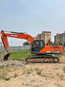 Buy Doosan DX215-9C Used Excavator / 3 Buy Doosan DX215-9C Used Excavator / 3