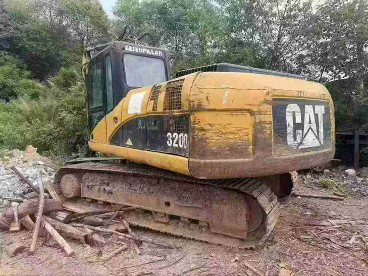 Buy Caterpillar 320D Used Excavator / 1