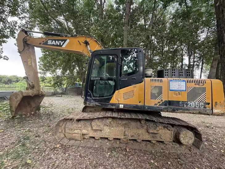 Buy Sany SY205C Used Excavator / 1
