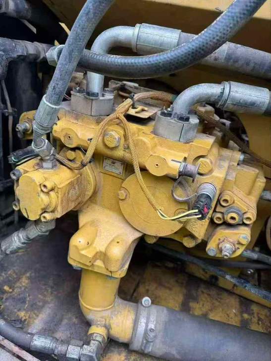 Buy Caterpillar 320D Used Excavator / 1