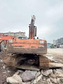 Buy Hitachi EX200-5 Used Excavator / 3 Buy Hitachi EX200-5 Used Excavator / 3