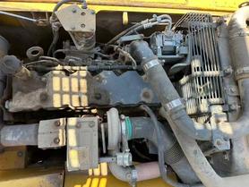 Buy Komatsu PC220 Used Excavator / 3 Buy Komatsu PC220 Used Excavator / 3