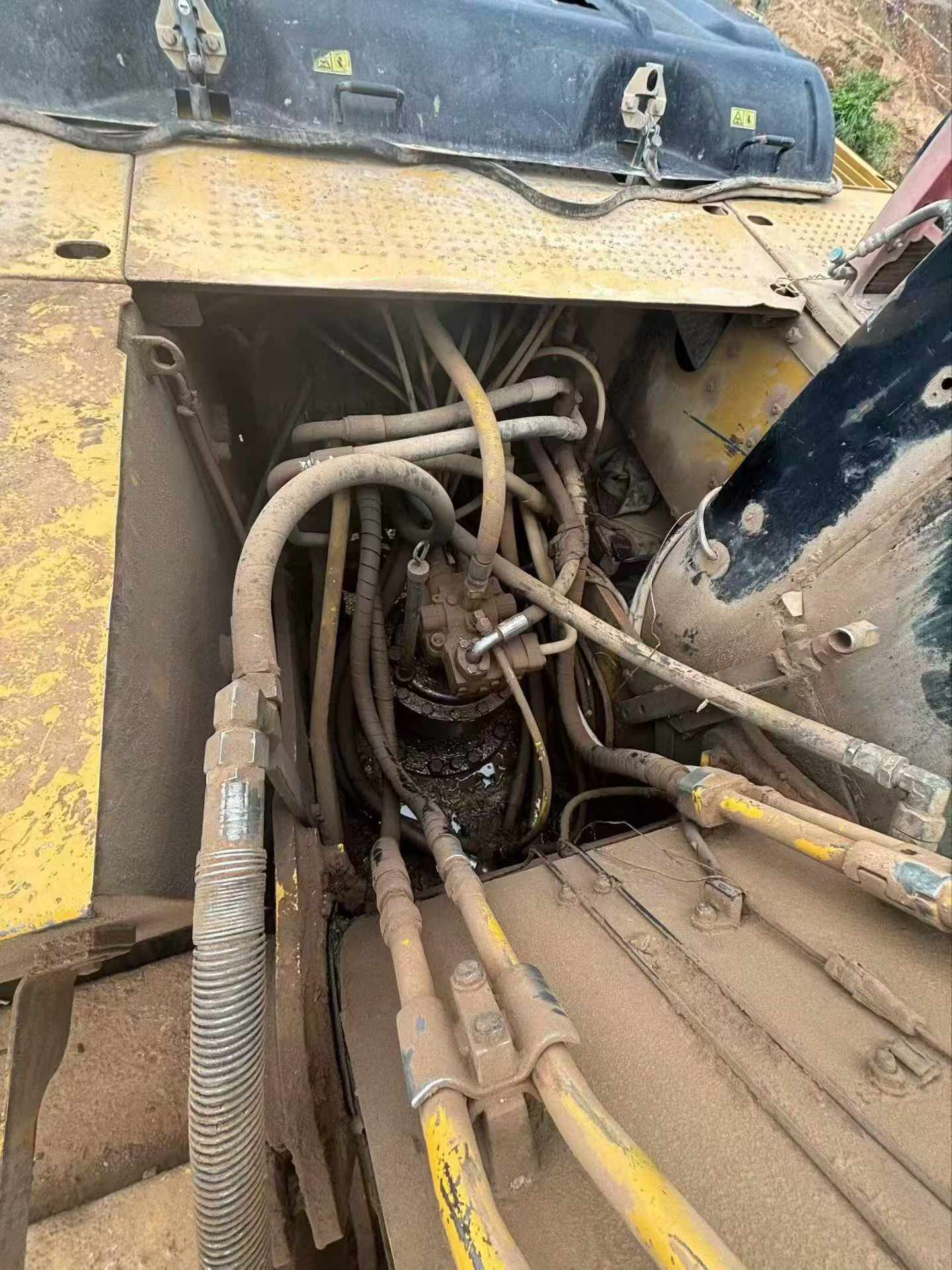Buy Caterpillar 320A Used Excavator / 6 Buy Caterpillar 320A Used Excavator / 6