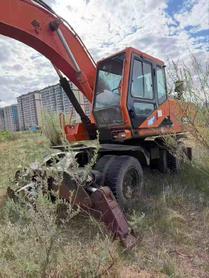 Buy Doosan DX210W Used Excavator / 5 Buy Doosan DX210W Used Excavator / 5