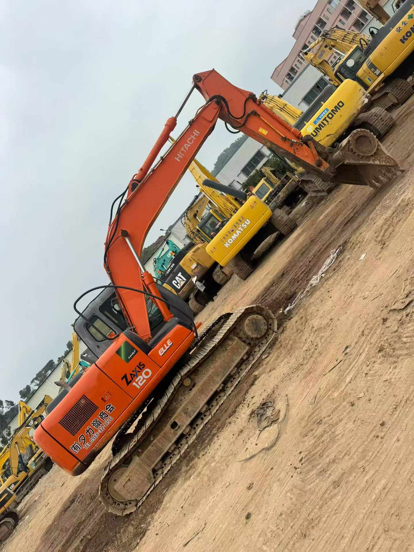 Buy Hitachi EX120-6 Used Excavator / 2