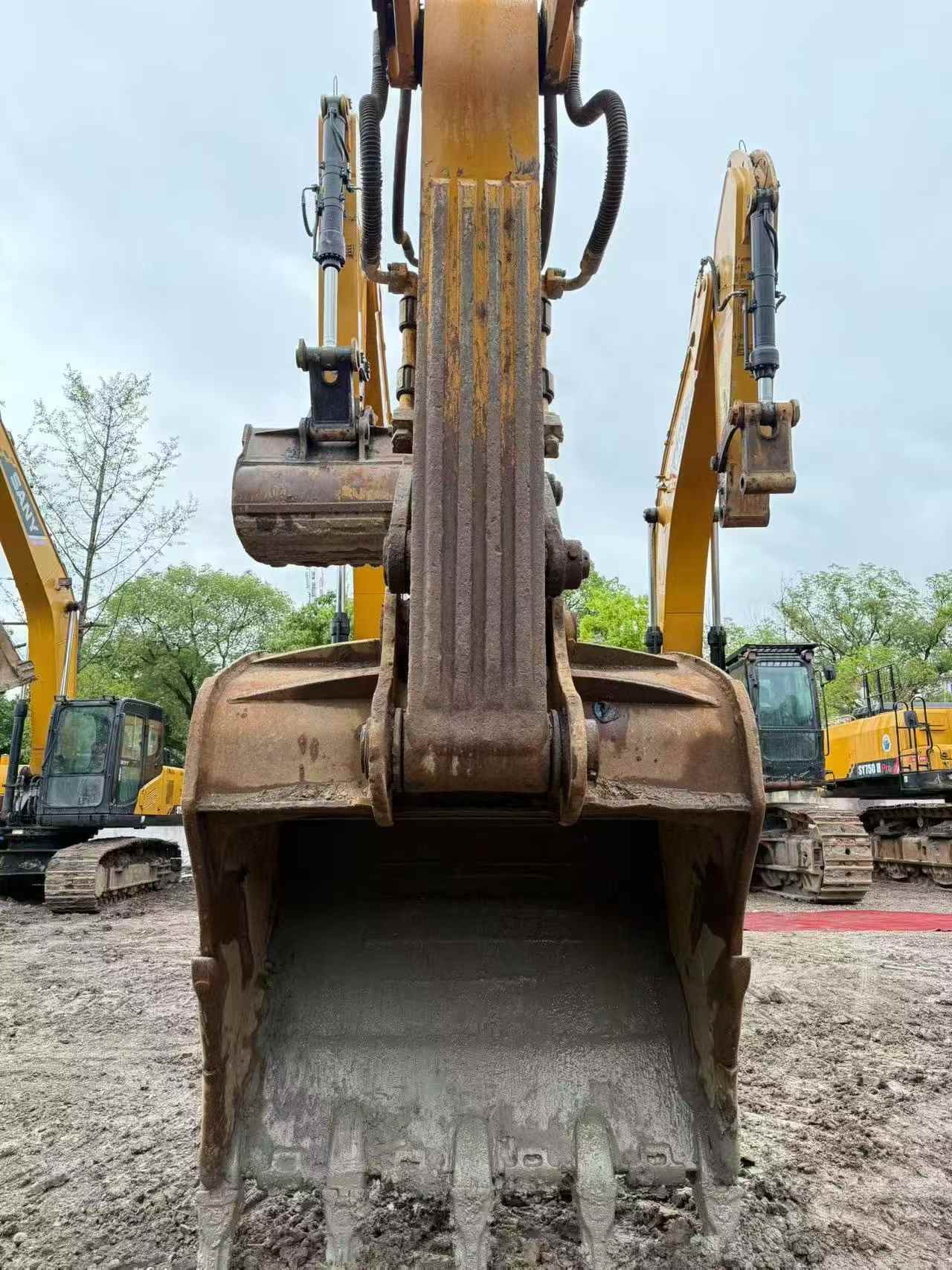 Buy Sany SY550H Used Excavator / 2