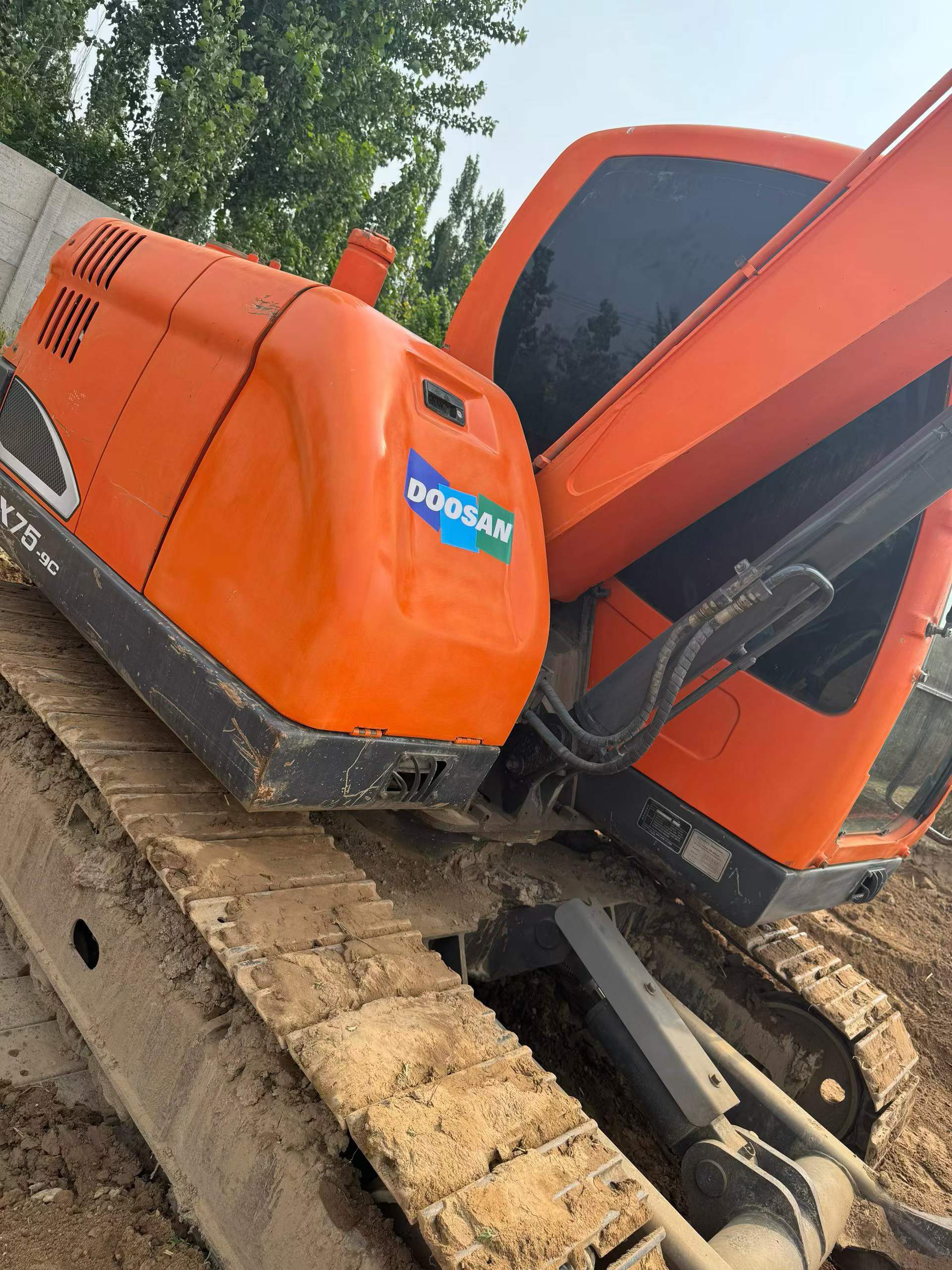 Buy Doosan DX75-9C Used Excavator / 9
