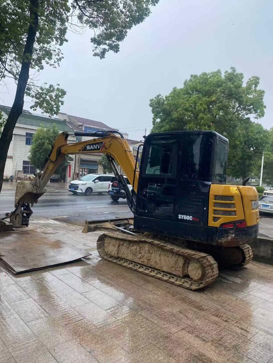 Buy Sany SY55 Used Excavator / 1