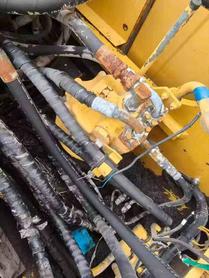 Buy Komatsu PC240-6 Used Excavator / 5 Buy Komatsu PC240-6 Used Excavator / 5