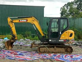 Buy XCMG XE60 Used Excavator / 2 Buy XCMG XE60 Used Excavator / 2