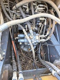 Buy XCMG XE135B Used Excavator / 3 Buy XCMG XE135B Used Excavator / 3