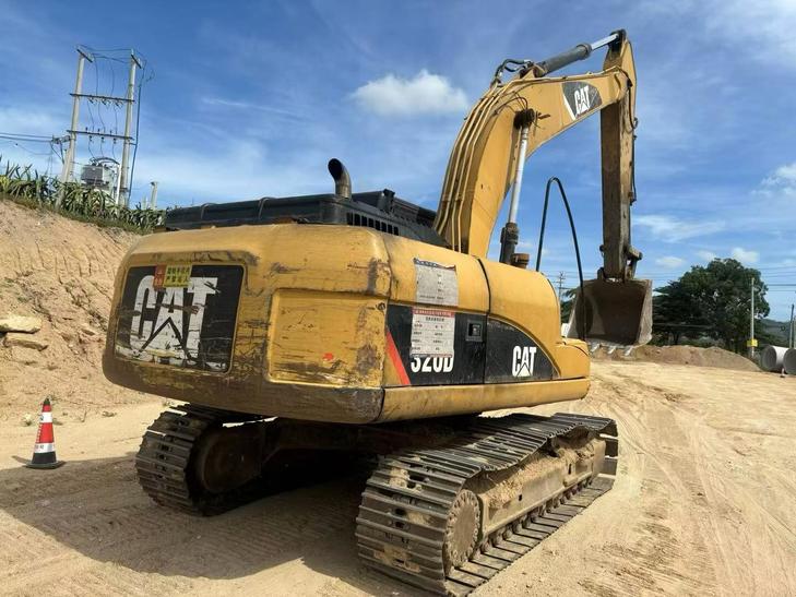 Buy Caterpillar 320D Used Excavator / 1