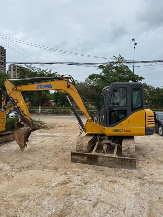 Buy XCMG XE55D Used Excavator / 1