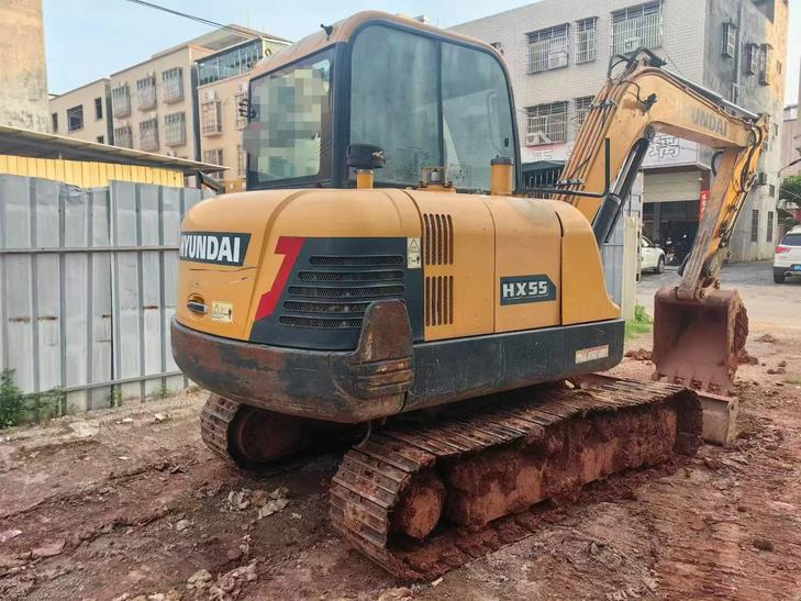 Buy Hyundai HX55 Used Excavator / 1