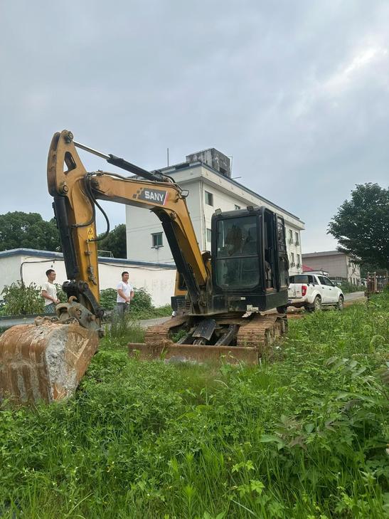 Buy Sany SY55 Used Excavator / 1