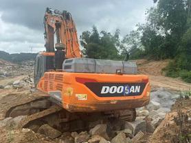 Buy Doosan DX520LC Used Excavator / 6 Buy Doosan DX520LC Used Excavator / 6