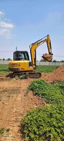 Buy XCMG XE60 Used Excavator / 2 Buy XCMG XE60 Used Excavator / 2