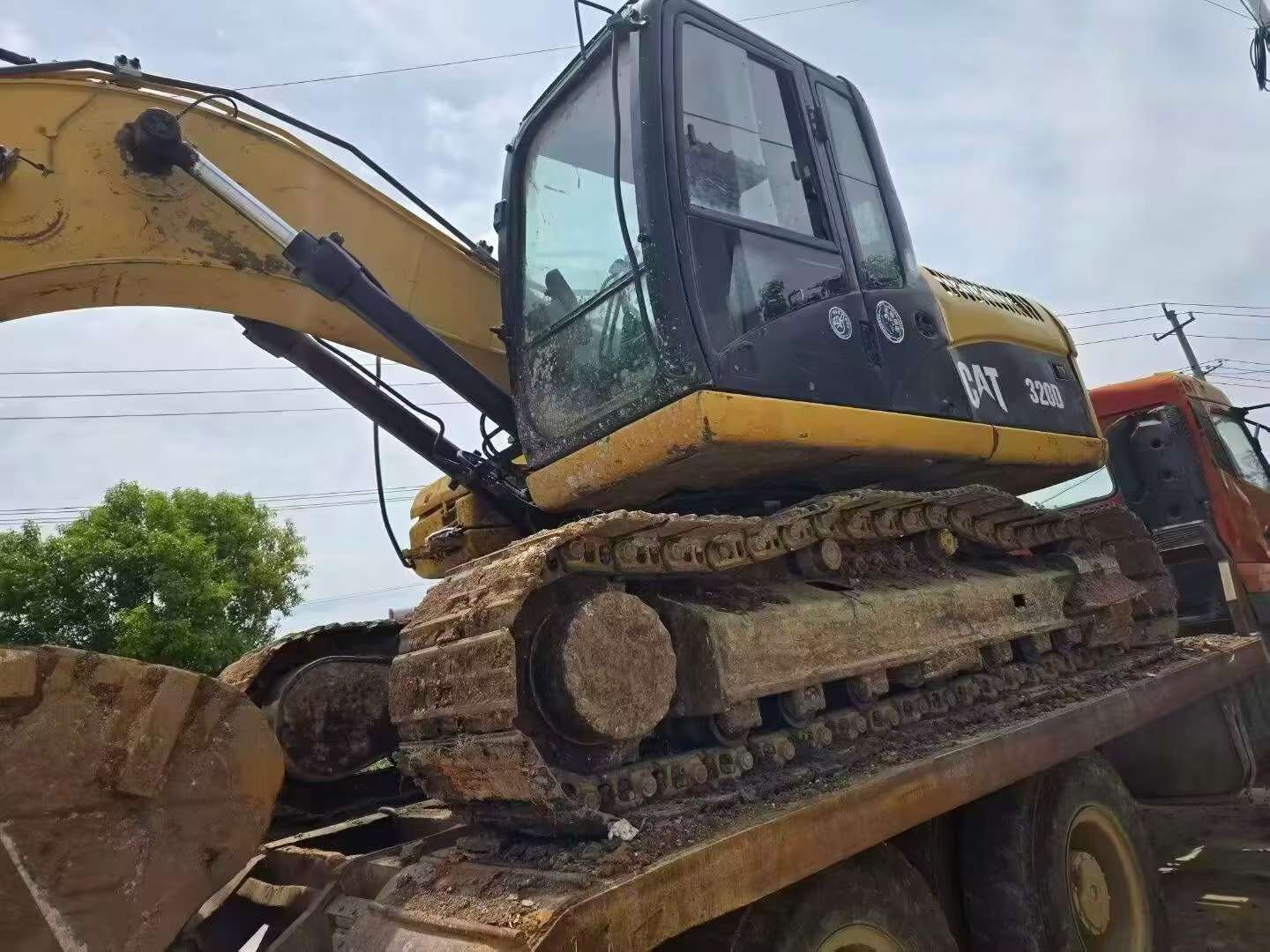 Buy Caterpillar M315D Used Excavator / 2 Buy Caterpillar M315D Used Excavator / 2