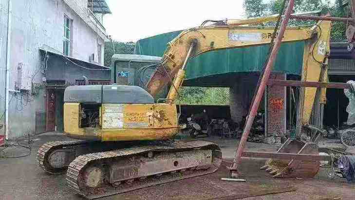 Buy Komatsu PC128US Used Excavator / 1