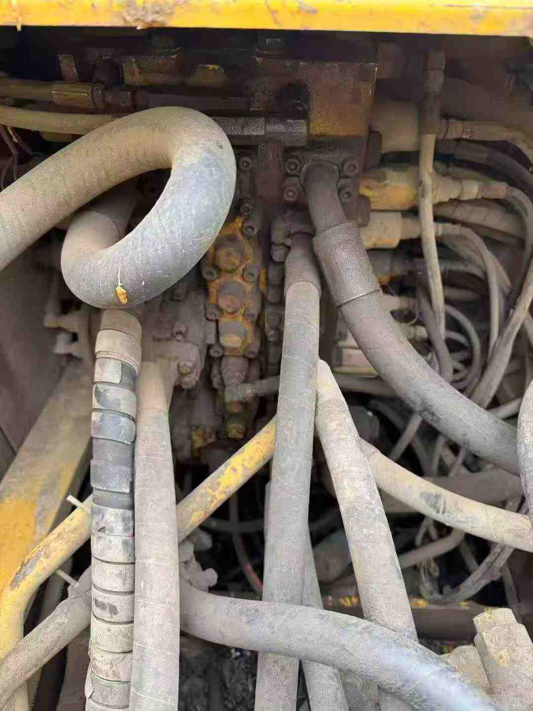 Buy Komatsu PC200-8N1 Used Excavator / 6 Buy Komatsu PC200-8N1 Used Excavator / 6