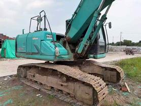 Buy Kobelco SK200 Used Excavator / 3 Buy Kobelco SK200 Used Excavator / 3