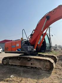 Buy Hitachi ZX210K Used Excavator / 4 Buy Hitachi ZX210K Used Excavator / 4