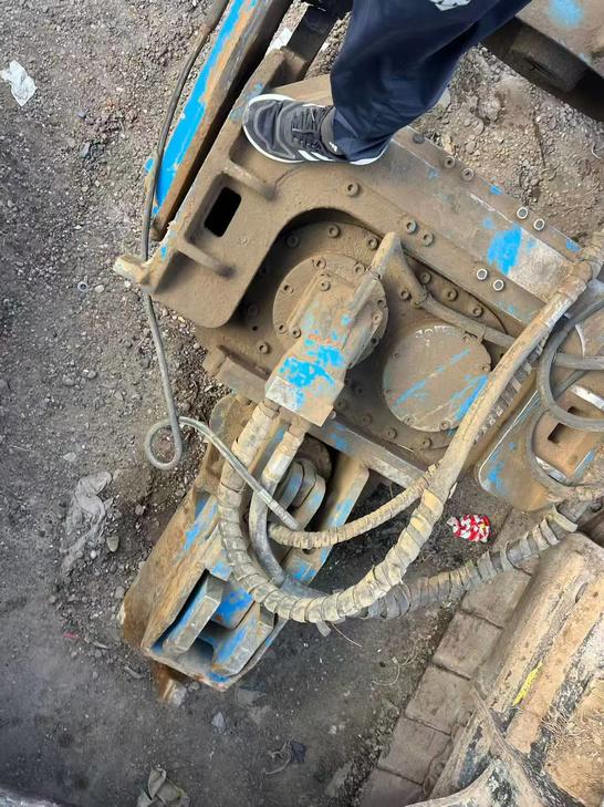 Buy Sany SY305C Used Excavator / 1