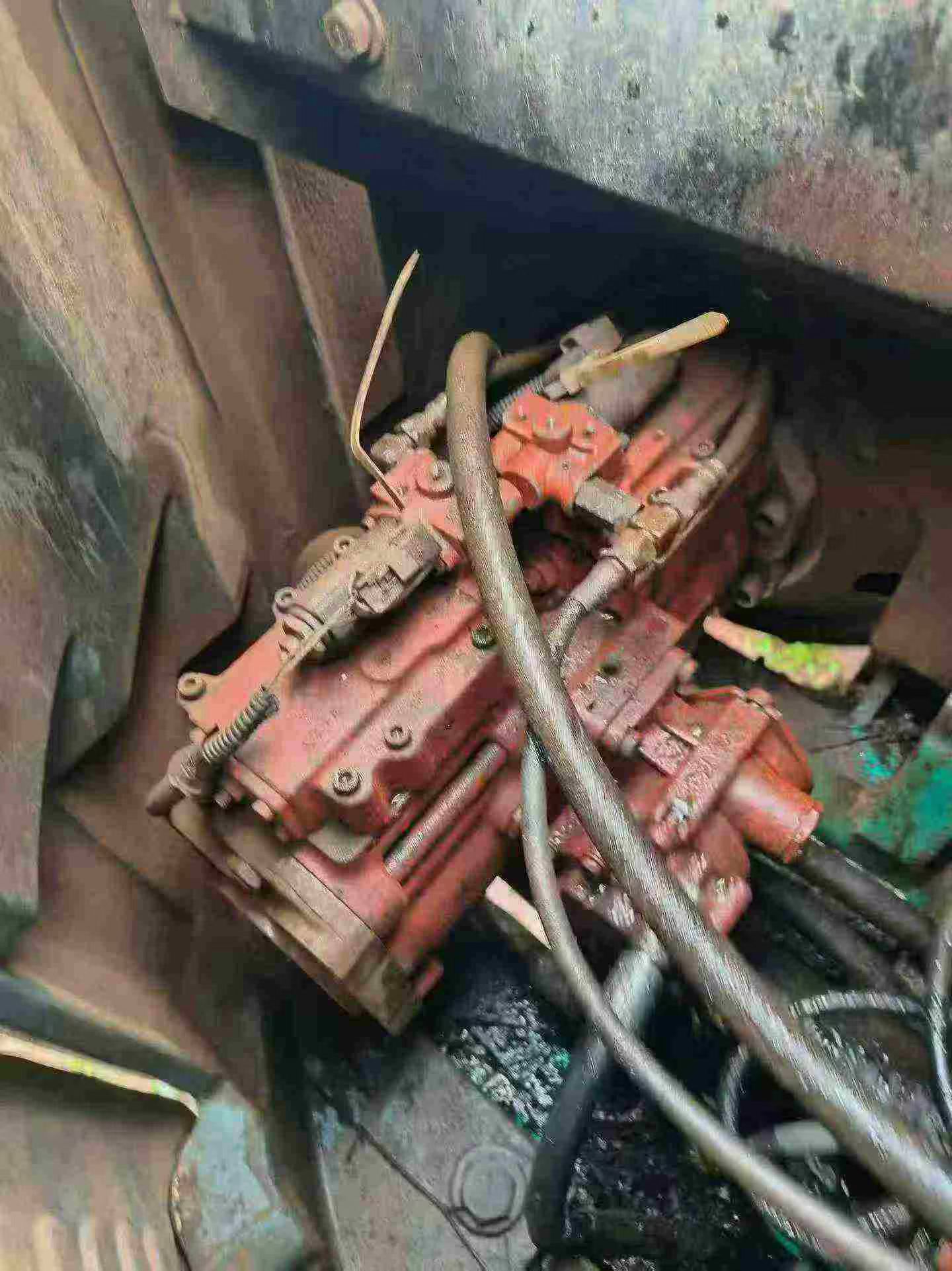 Buy Kobelco SK115SR Used Excavator / 2