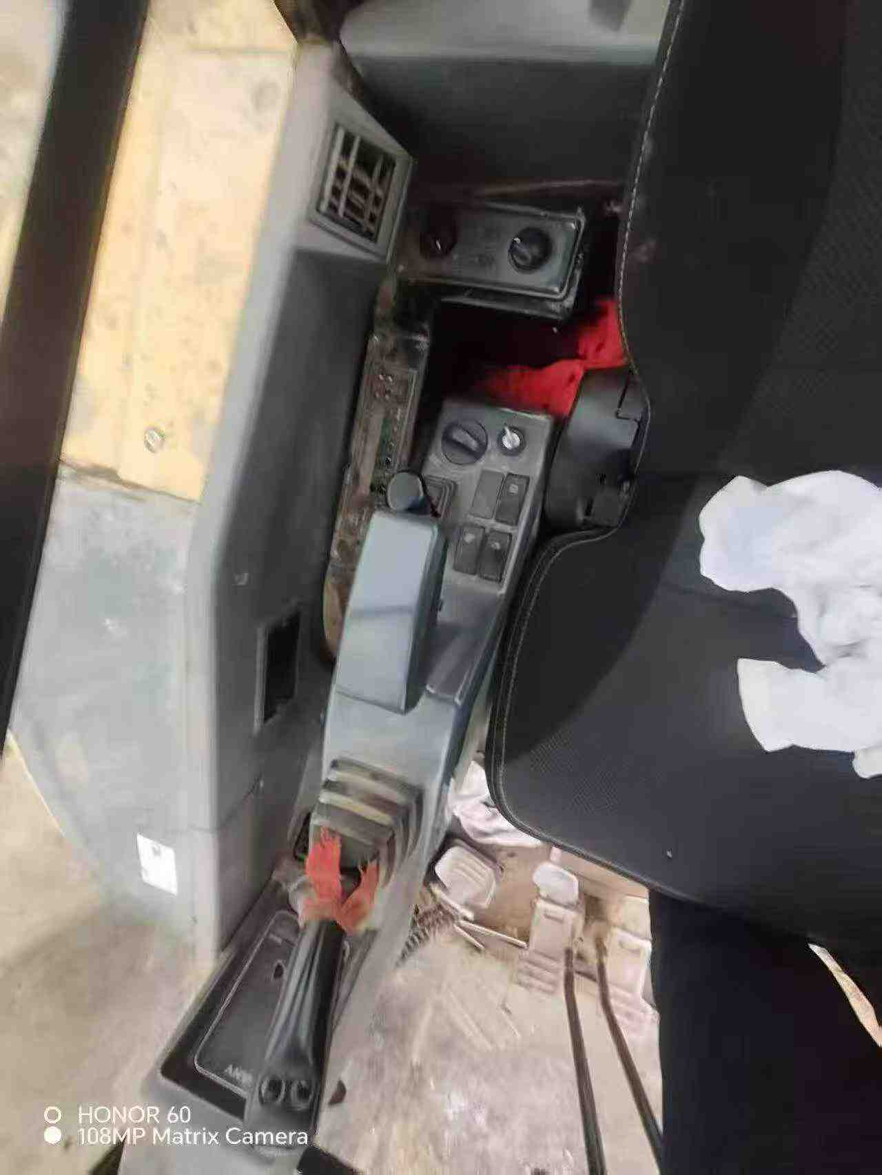 Buy Sany SY35C Used Excavator / 6