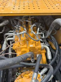 Buy Sany SY550H Used Excavator / 4 Buy Sany SY550H Used Excavator / 4