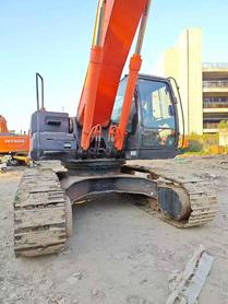 Buy Hitachi EX350 Used Excavator / 3 Buy Hitachi EX350 Used Excavator / 3