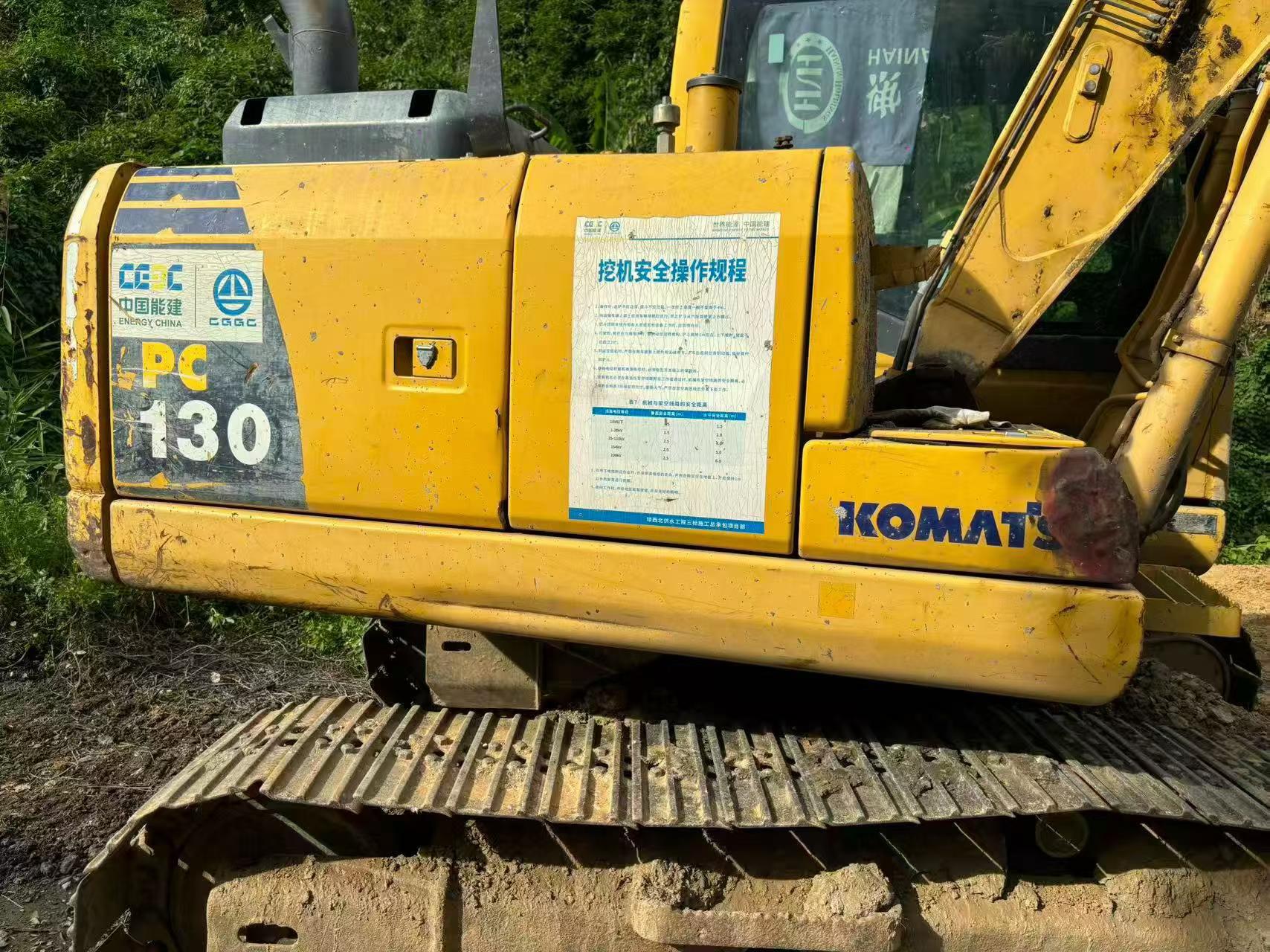 Buy Komatsu PC130-8 Used Excavator / 4