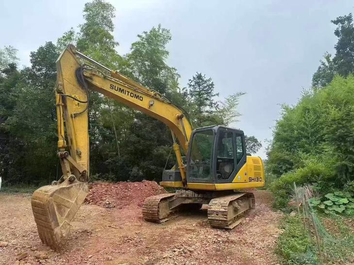Buy Sumitomo SH130-3 Used Excavator / 1